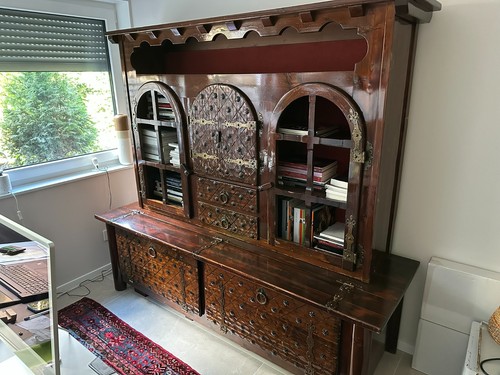 Rustikaler massivholz schrank - rustikaler, massivholz-schrank